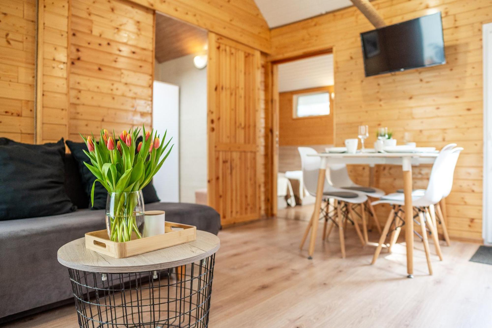 Max Apartamenty - Pokoje - Domki - Restauracja - Basen Mielno  Buitenkant foto