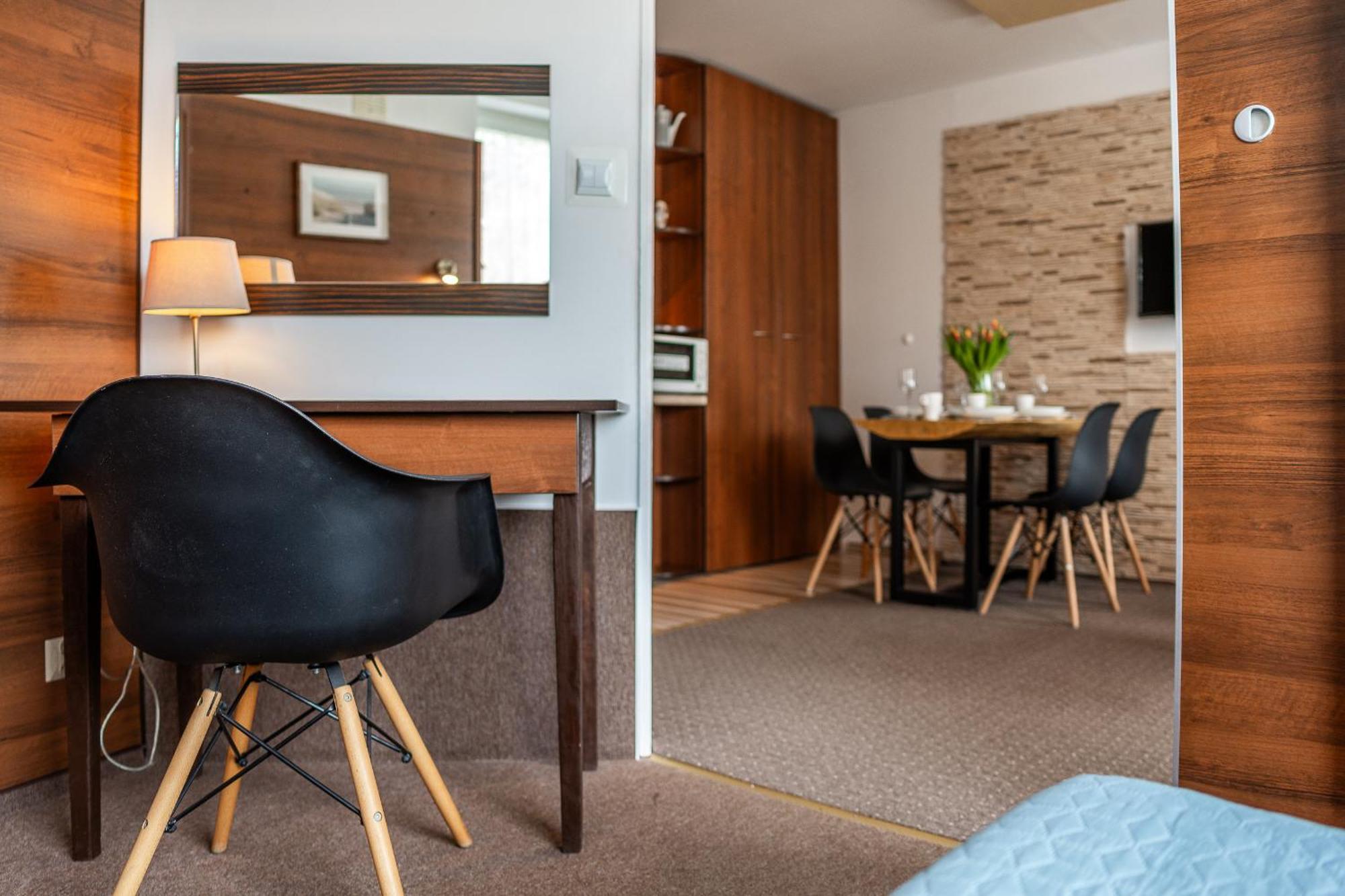 Max Apartamenty - Pokoje - Domki - Restauracja - Basen Mielno  Buitenkant foto