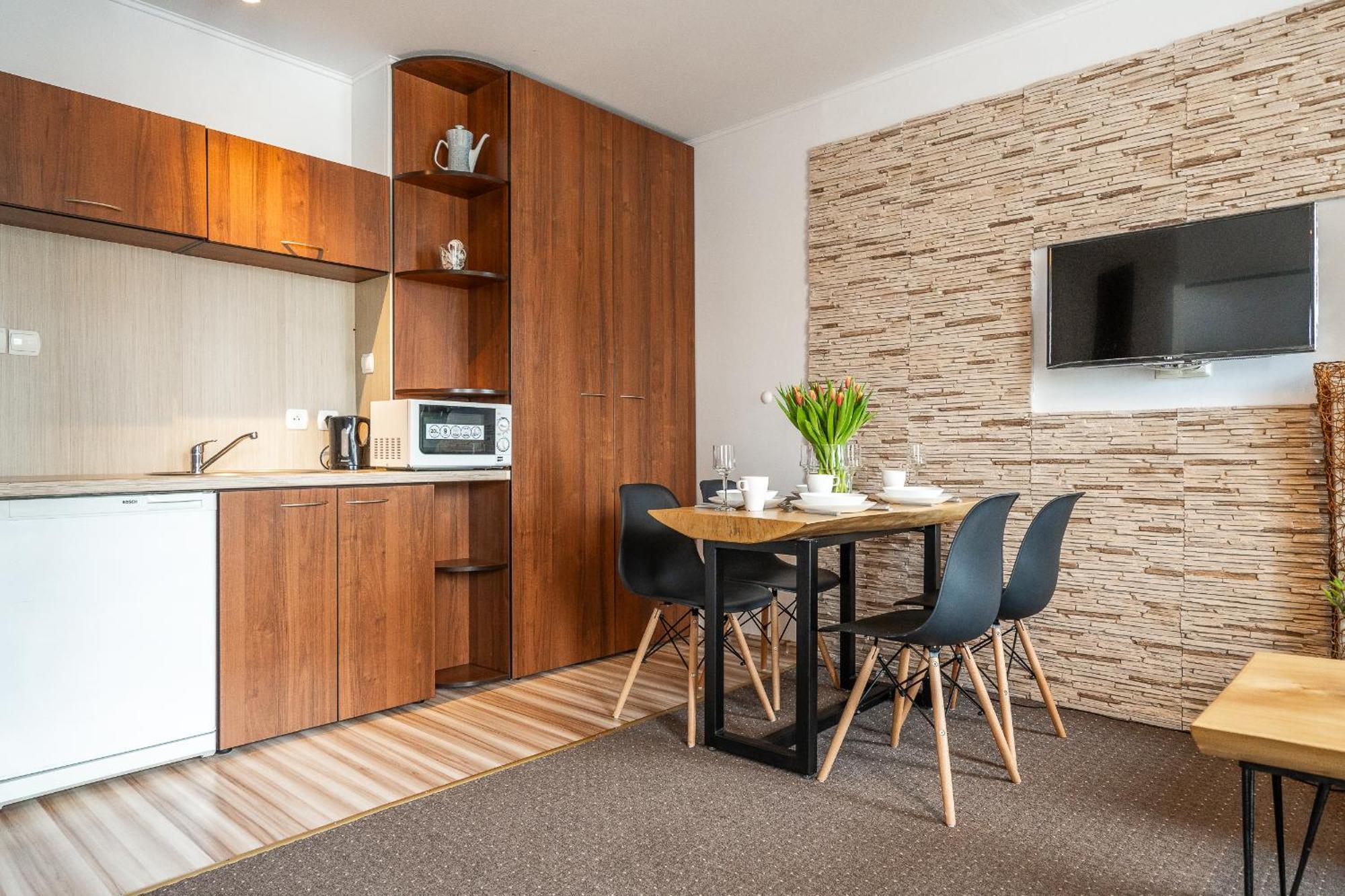 Max Apartamenty - Pokoje - Domki - Restauracja - Basen Mielno  Buitenkant foto