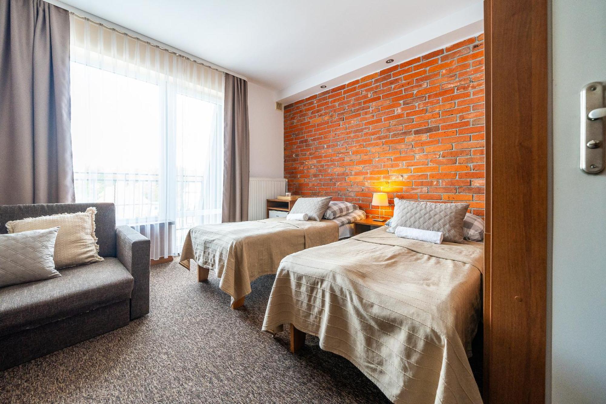 Max Apartamenty - Pokoje - Domki - Restauracja - Basen Mielno  Buitenkant foto