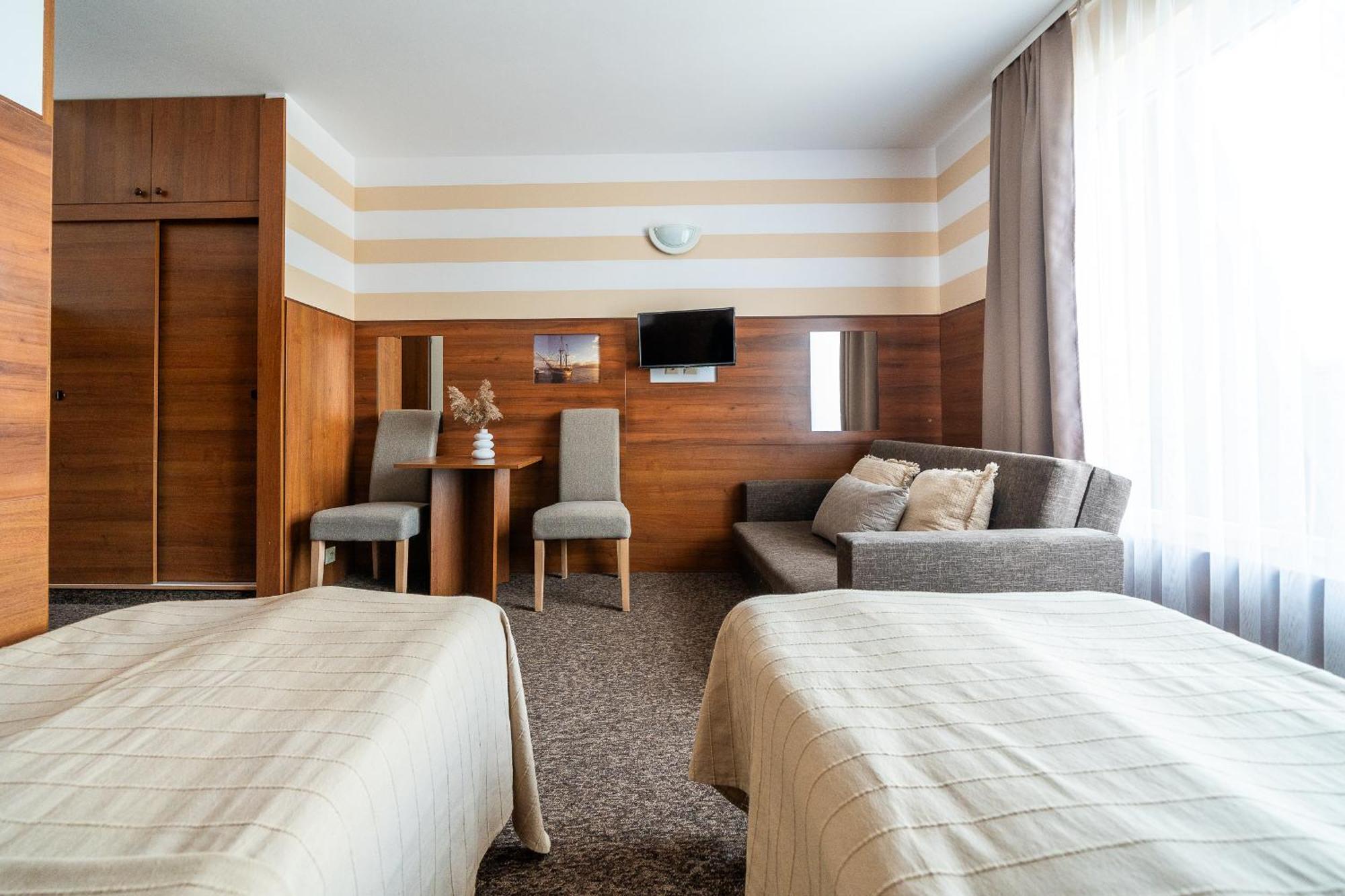 Max Apartamenty - Pokoje - Domki - Restauracja - Basen Mielno  Buitenkant foto