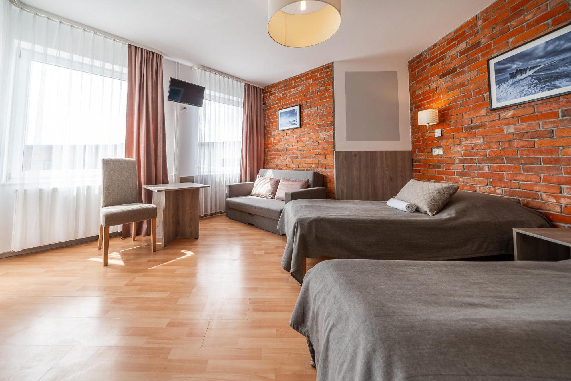 Max Apartamenty - Pokoje - Domki - Restauracja - Basen Mielno  Buitenkant foto