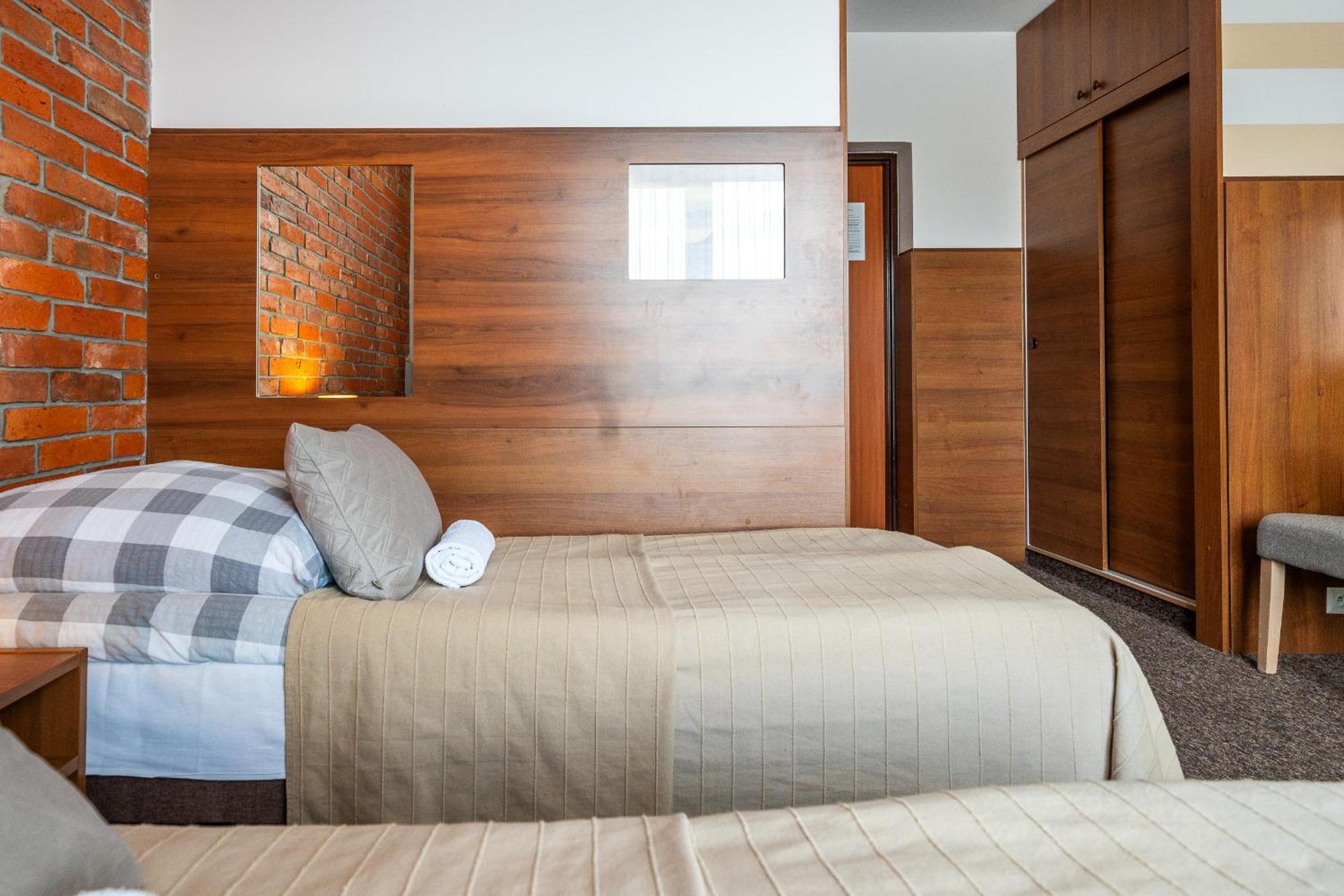 Max Apartamenty - Pokoje - Domki - Restauracja - Basen Mielno  Buitenkant foto