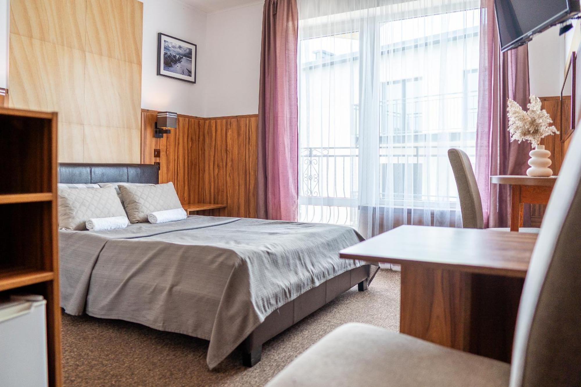 Max Apartamenty - Pokoje - Domki - Restauracja - Basen Mielno  Buitenkant foto
